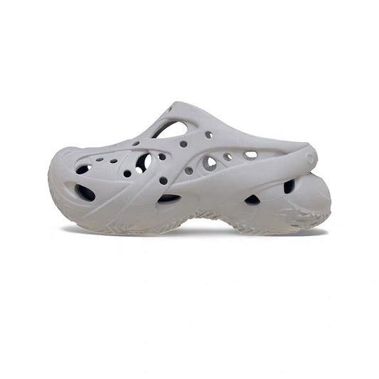 OwenGrid Unisex Non-Slip Caged Clog