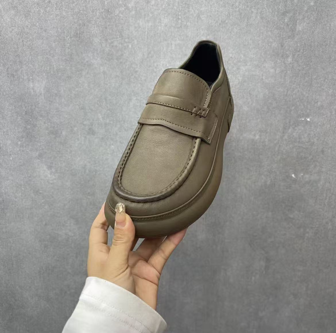 Men's Thick-soled Cowhide Business Casual Shoes