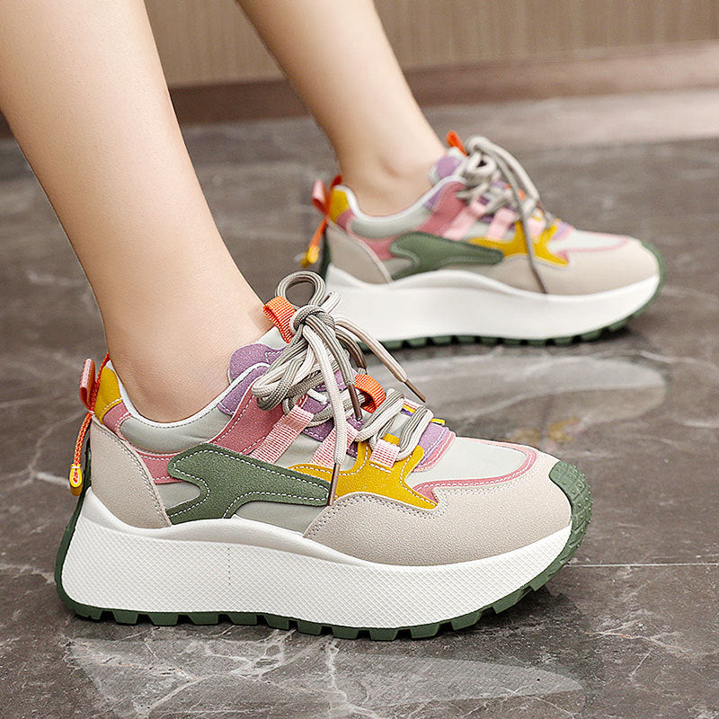 Women's Fashionable Lace Up Low Top Sneakers