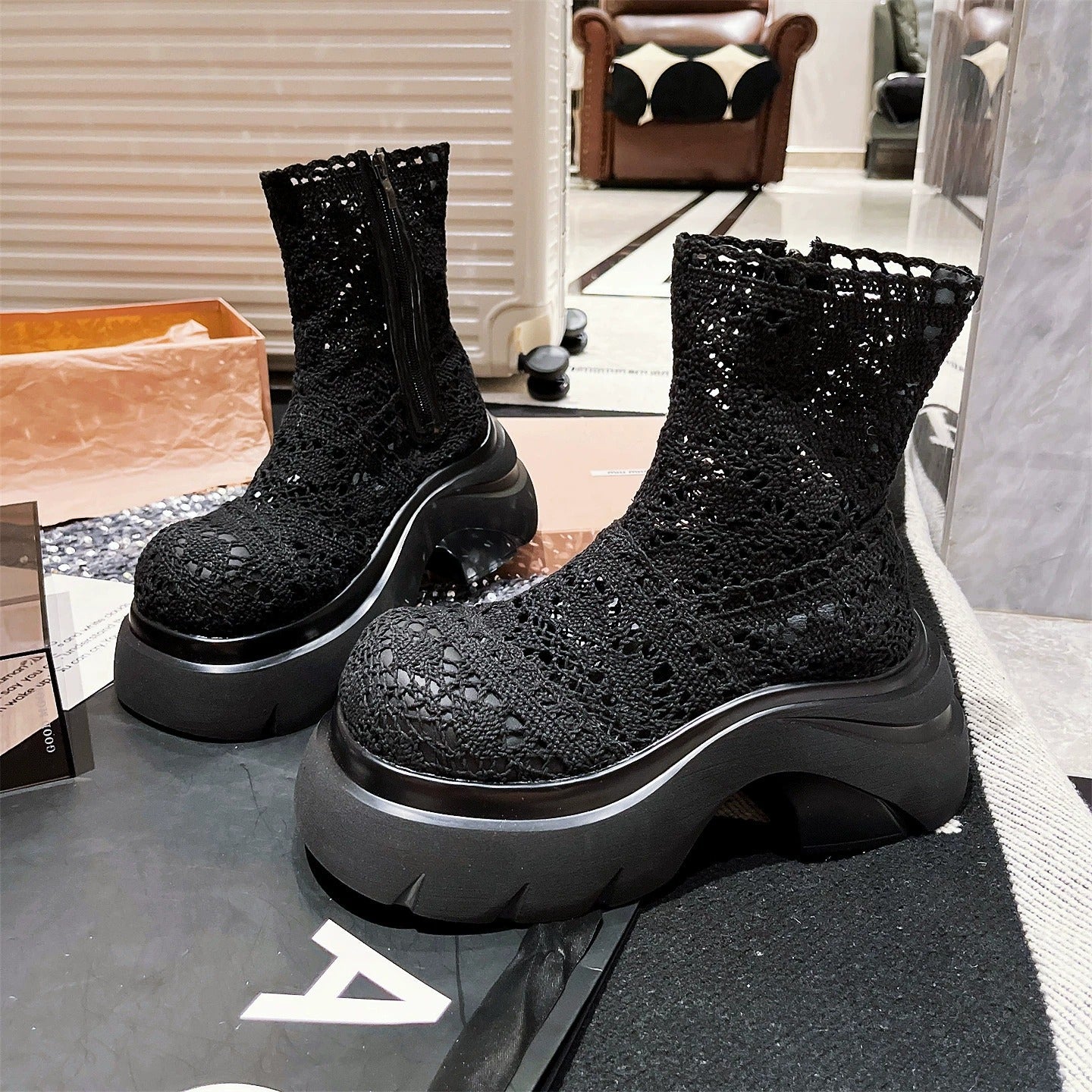 Women's Thick-soled Lace Mesh Breathable Martin Boots