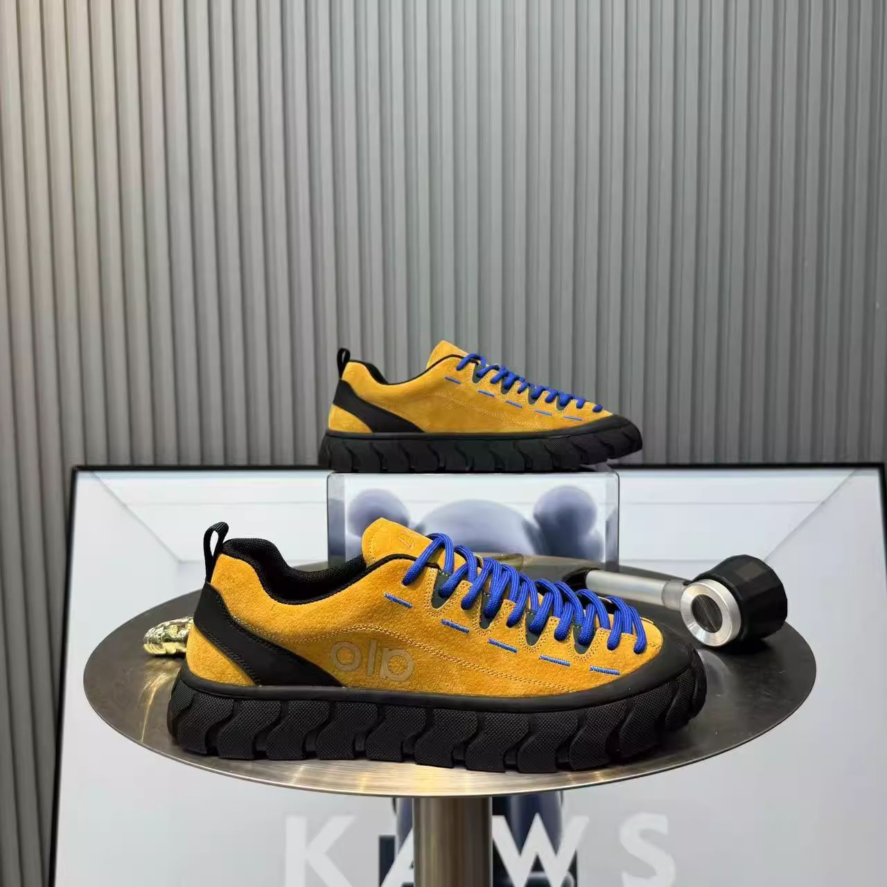 Men's Autumn Retro Versatile Suede Casual Shoes