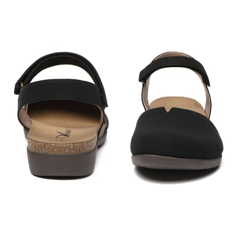Women's Closed Toe Arch Support Flat Sandals