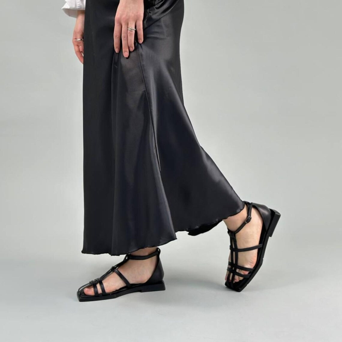 Women's Simple Square-soled Ankle Strap Flat Sandals