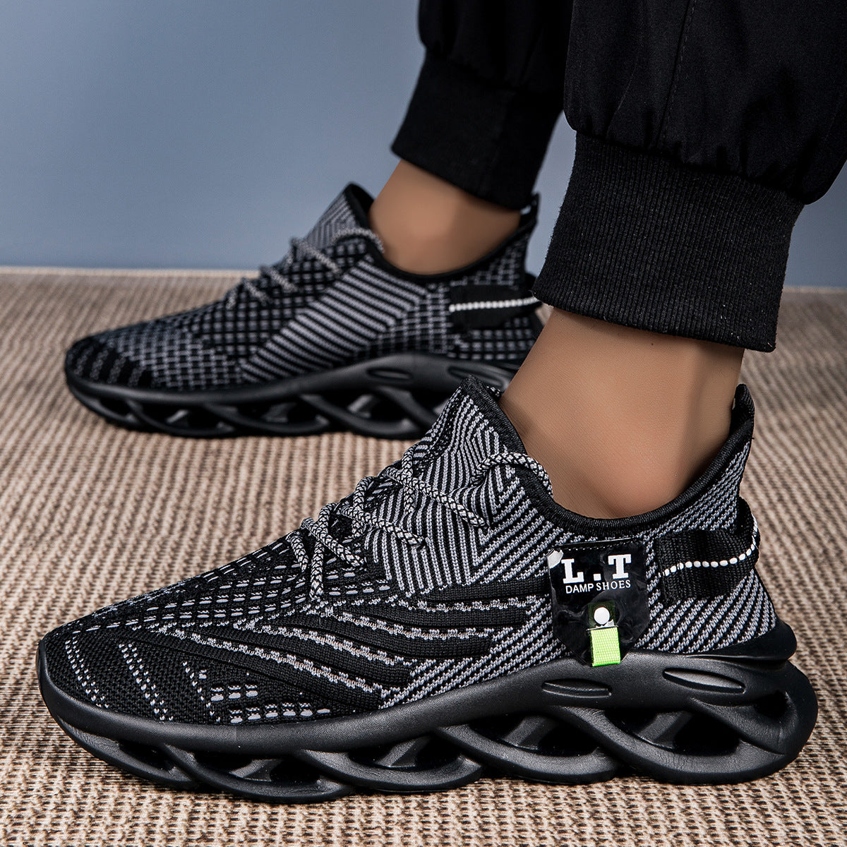 OwenGrid Men's Mesh Breathable Casual Soft-Soled Outdoor Shoes
