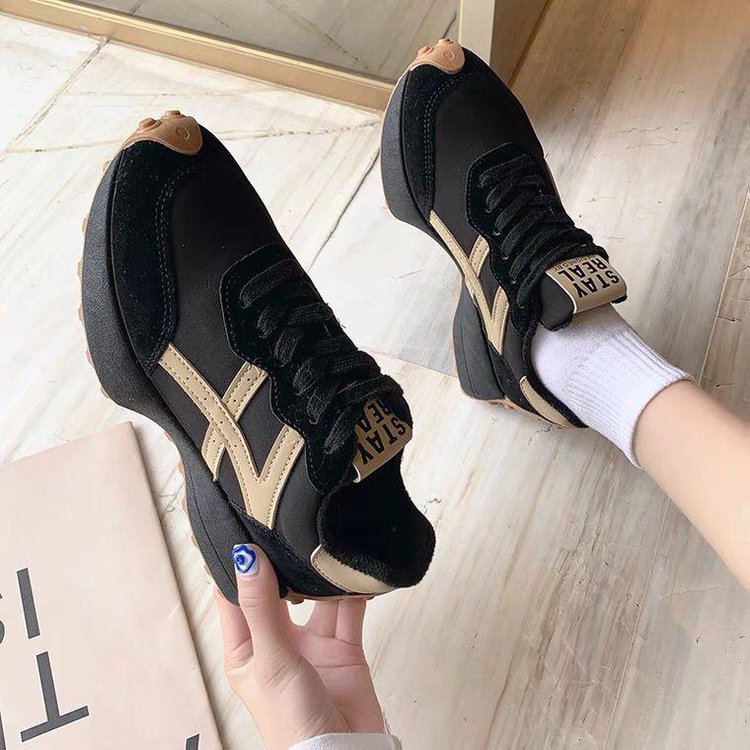 Women's Fashion Thick Sole Sneakers