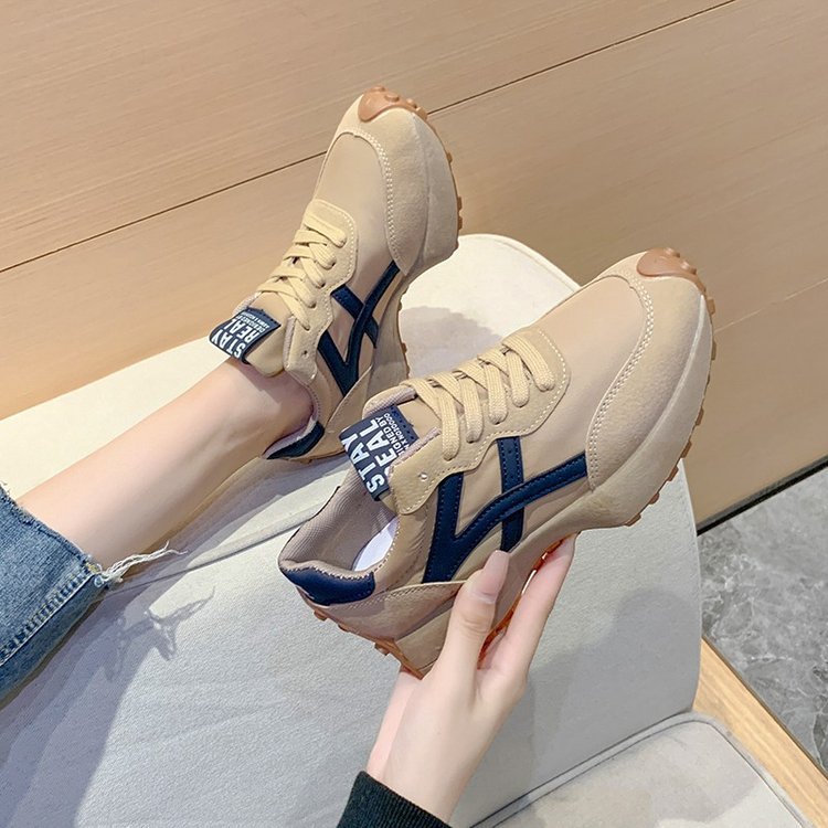 Women's Fashion Thick Sole Sneakers