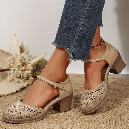 Women's Chunky Heel Hollow Buckle Sandals