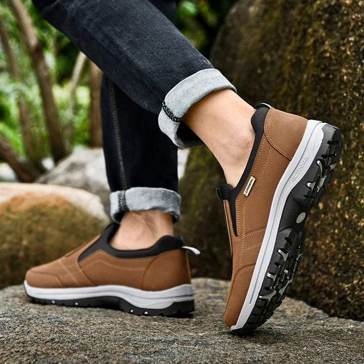 Men's Comfortable Waterproof Breathable Walking Shoes