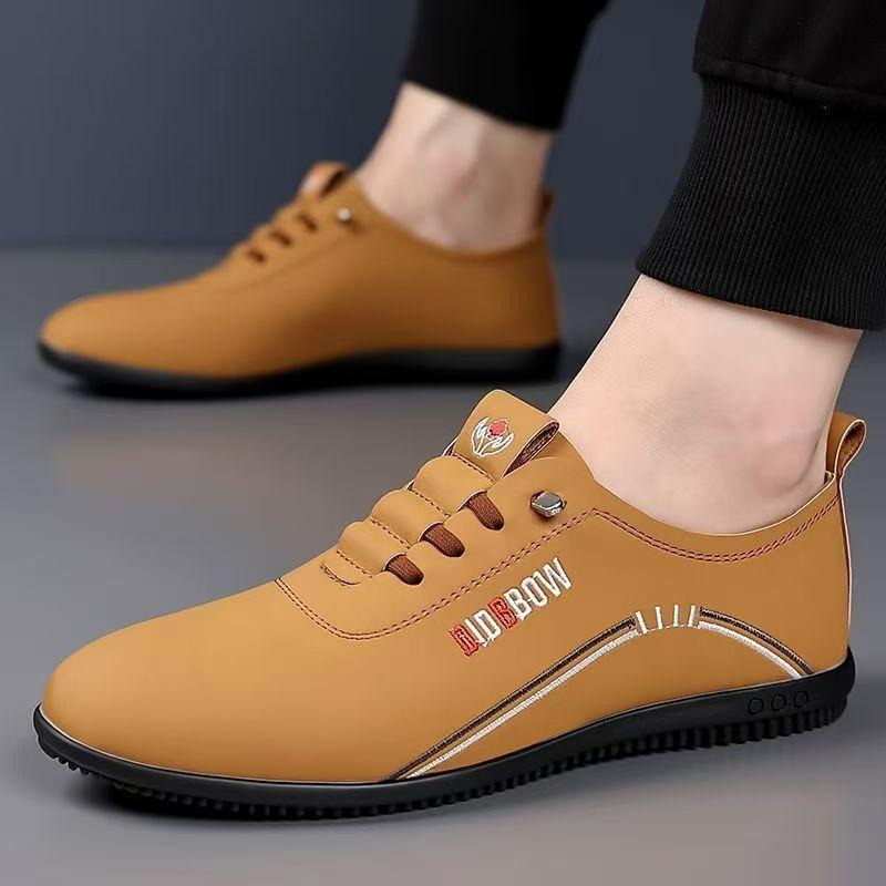 Men's Autumn Lightweight Soft Sole Leather Shoes